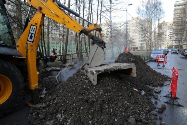 Смольный не теряет надежды, но 600 миллионов, умноженные на инфляцию, теперь тянут на миллиард