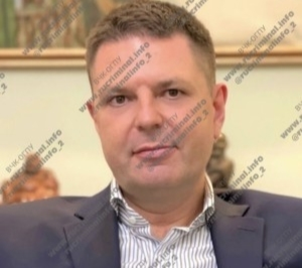 Глава МЧС Александр Куренков заявил, что его Bentley был дипломатическим подарком от дружественного иностранного государства