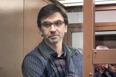 Экс-министру Михаилу Абызову продлили арест по делу о хищении 1,3 миллиарда рублей
